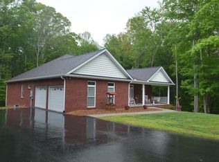 2645 Winchester Dr, Cookeville, TN 38506