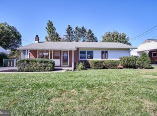 10 Donald St, Mechanicsburg, PA 17050