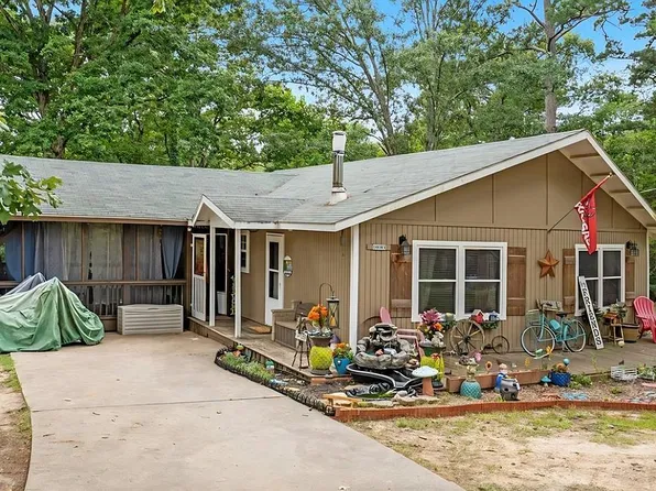 16083 Hickory Dr, Rogers, AR 72756