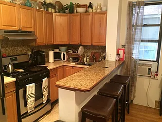 Rented by Aryeh Realty
