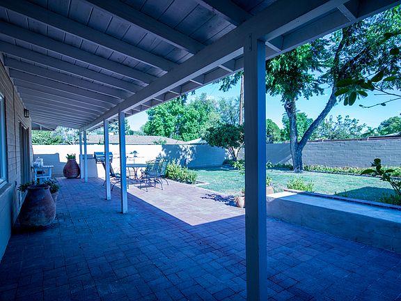 2nd image of 343 E El Parque Dr