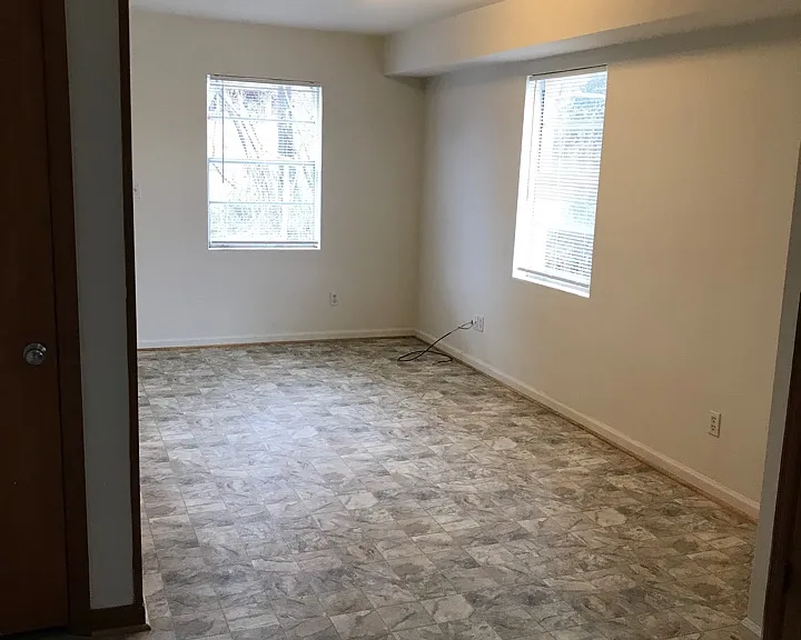 87 Bryant Rd — Photo 2