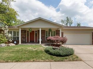2680 McKelvey Rd, Maryland Heights, MO 63043