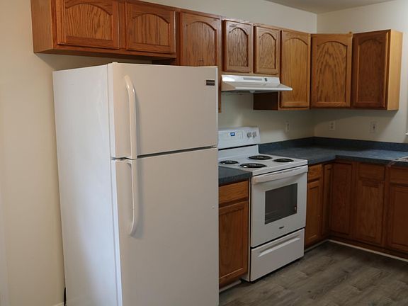 3rd image of 6198 Dorlon Dr