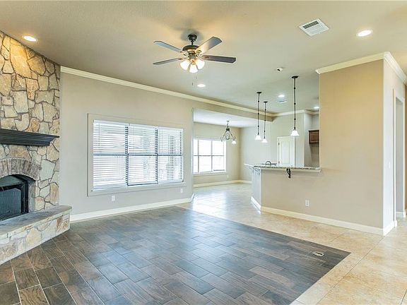 4th image of 2179 Pirtle Dr
