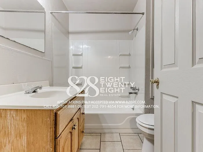 320 Castro St — Photo 13