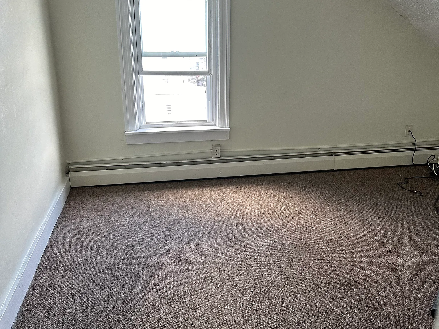 145 Regent Ave — Photo 1