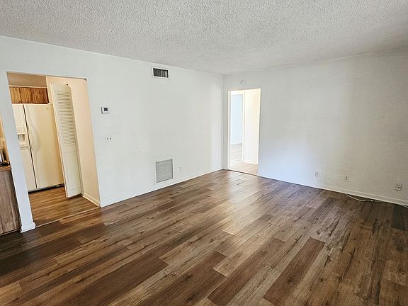 3rd image of 4807 SABLE PINE Circle #B1