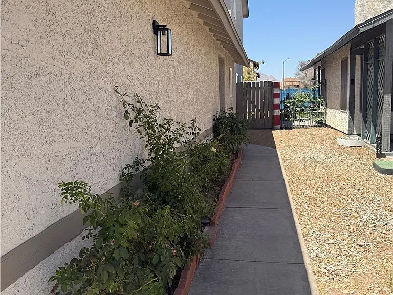 511 Tabony Ave — Photo 55
