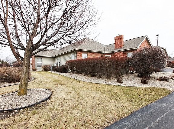 3rd image of 133 E 162nd Pl #4C