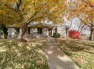 1800 Erickson St, Manhattan, KS 66503