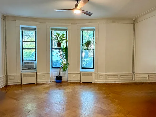 412 8th Avenue image 1 of 5