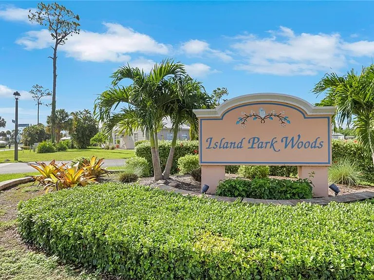 6085 Lake Front Dr — Photo 19