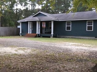 1121 Pine Needle Dr, Ellabell, GA 31308