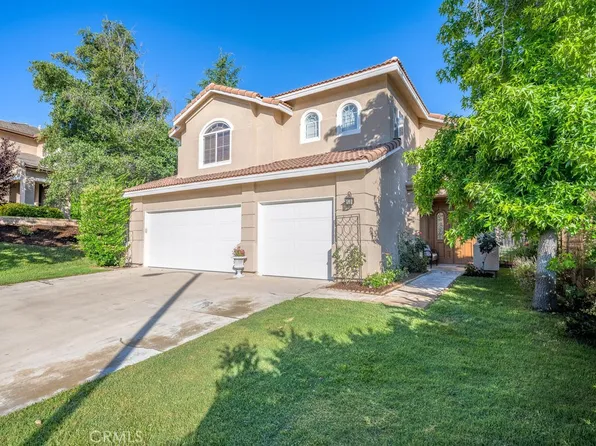 30457 Vineyard Ln, Castaic, CA 91384