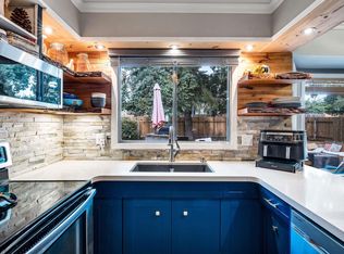 361 Lee Ridge Rd NW, Edmonton, AB T6K0N6
