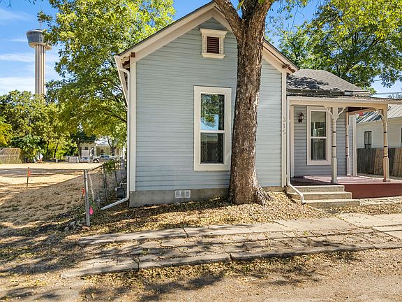 2nd image of 315 Refugio St
