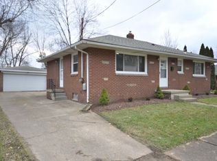 2022 Adelaide Blvd, Akron, OH 44305
