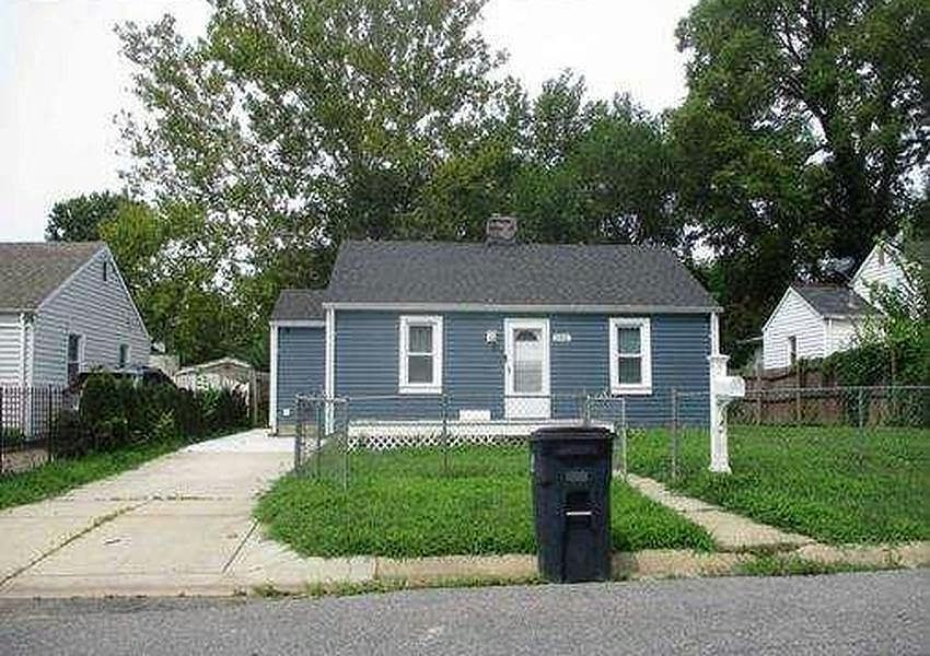 1st image of 2302 57th Pl