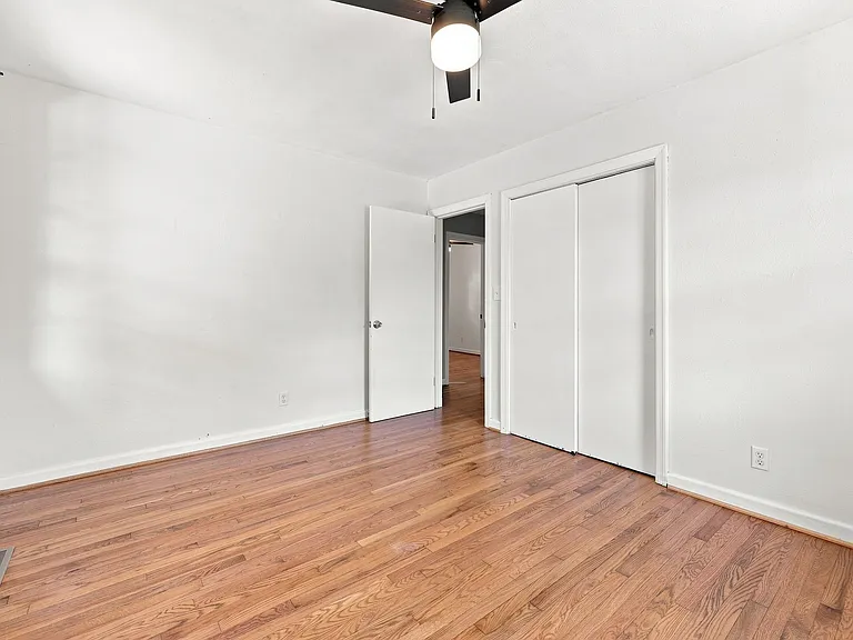 1208 Pineview Ave — Photo 11