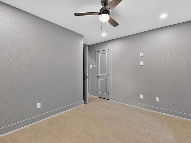 4131 Knotty Oaks Trl — Photo 24