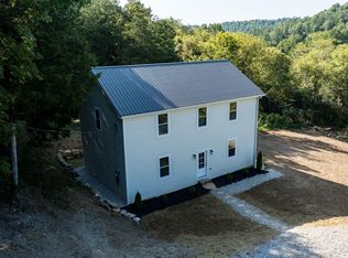 560 Meece Rd, Somerset, KY 42501