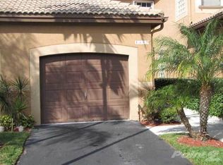 1497 Veracruz Ln, Weston, FL 33327