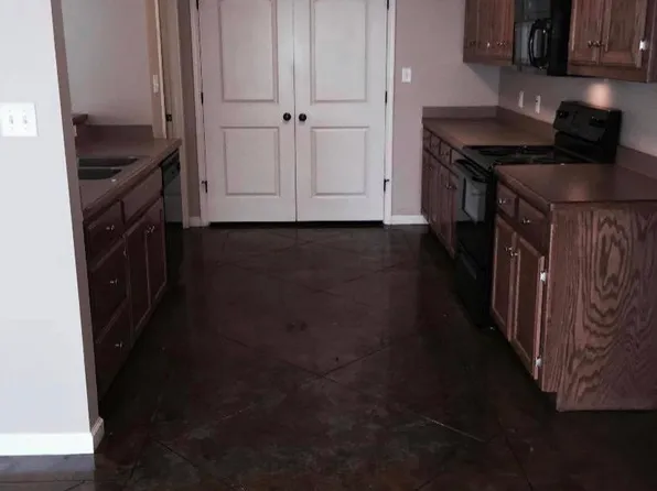 4466 S Aaronfield Cir, Benton, AR 72015