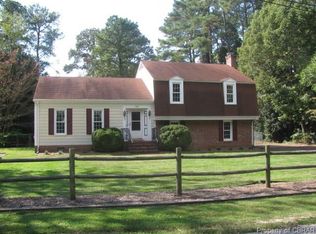 242 The Ln, Irvington, VA 22480
