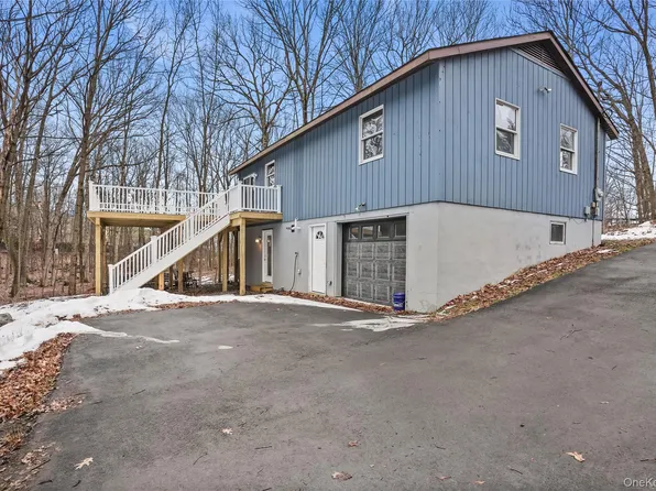 18 Homewood Avenue, Newburgh, NY 12550