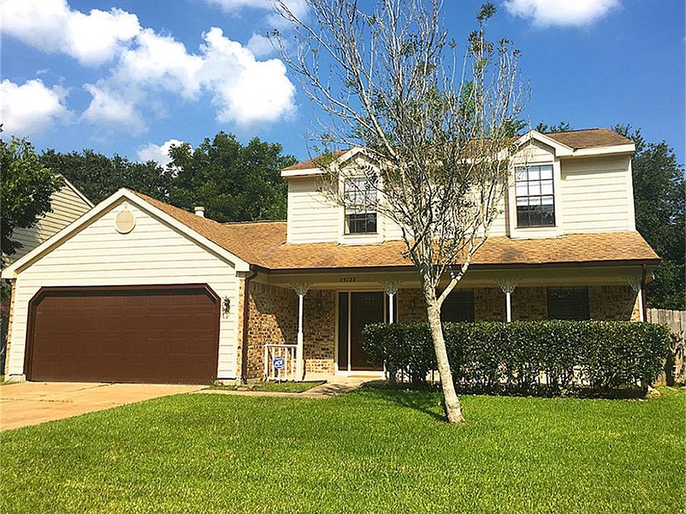 1st image of 15127 Woodhorn Dr