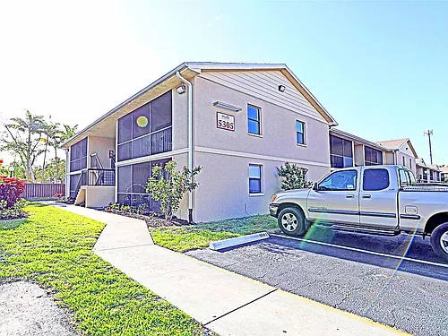 5305 Summerlin Rd Photo 1
