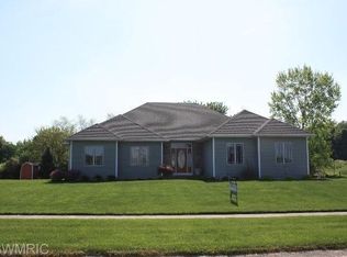 7448 Whistlehill Ct SW, Byron Center, MI 49315
