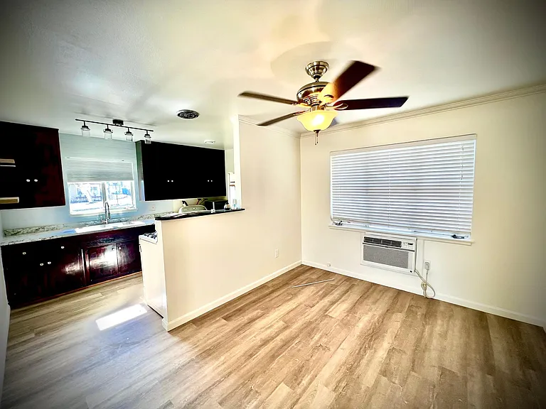 1309 Kelly Dr — Photo 4