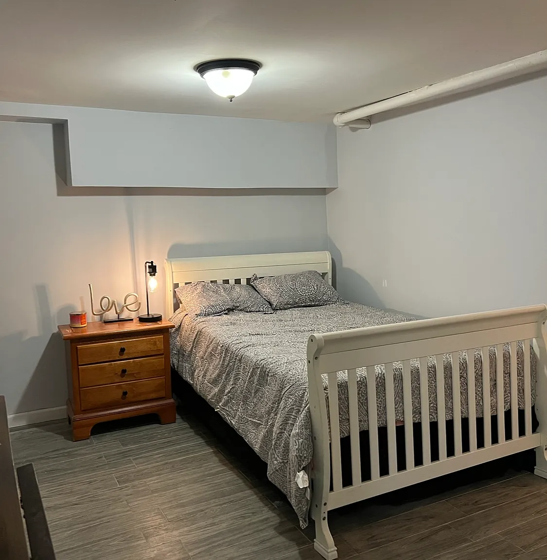 2 bed, 1000 sqft, $3,000 — Photo 4