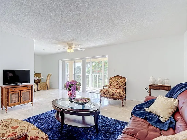 1400 Pompei Ln #6 — Photo 6