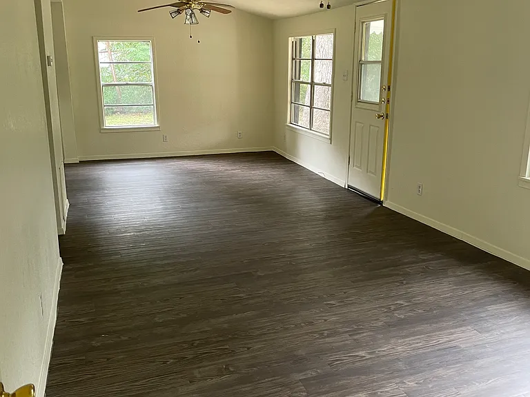 360 Sp Terry Rd — Photo 7