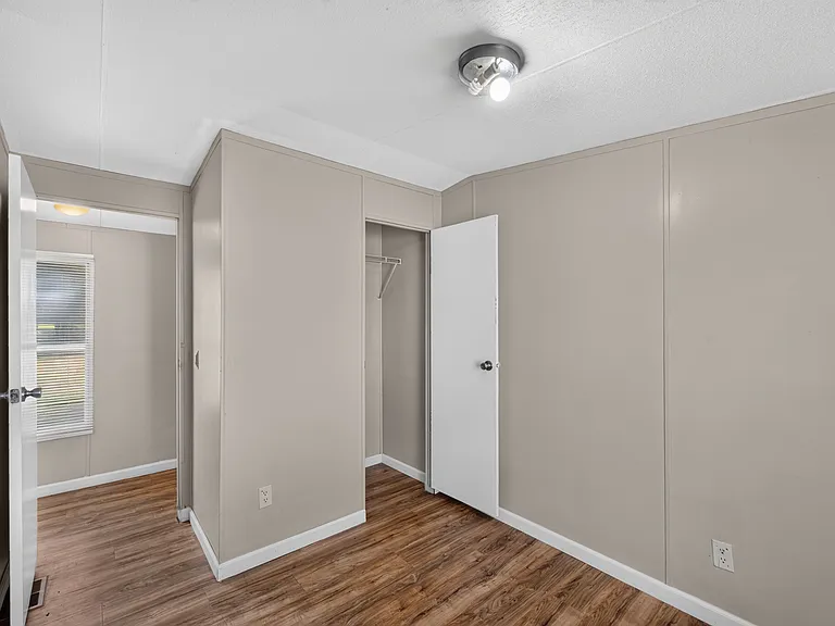 1341 Flying L Ln #10 — Photo 11