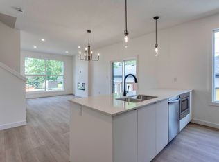 Prince Charles 4 Plex, Edmonton, AB T5L 3B8