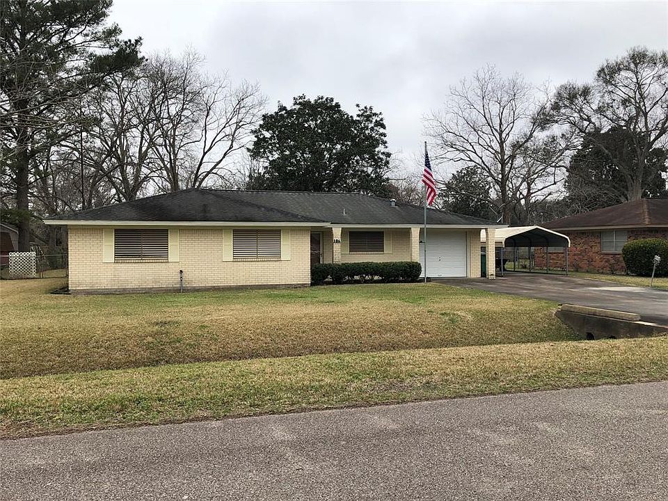 2nd image of 106 Stucker Ln