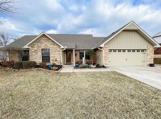 7 Crown Point, Shawnee, OK 74804