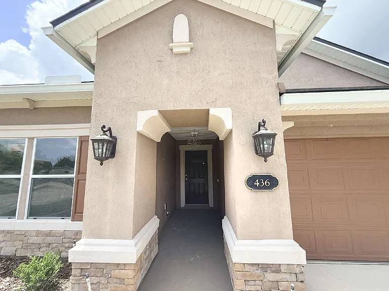 436 Bostwick Cir — Photo 3