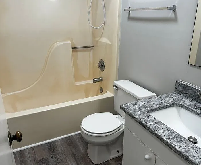112 Thornbird Dr — Photo 12