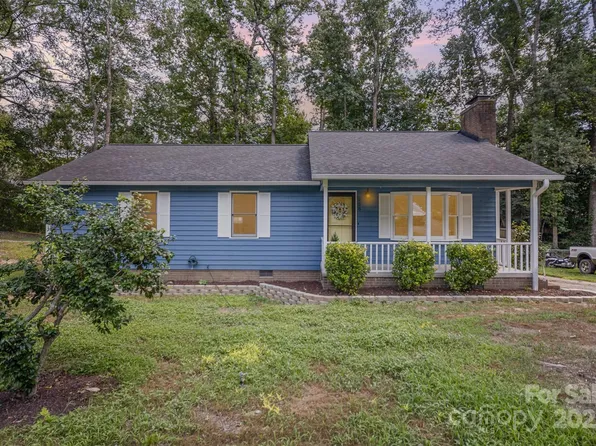 256 Timberland Loop, Mooresville, NC 28115