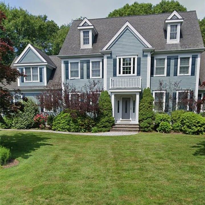 1st image of 90 Sycamore Ln N
