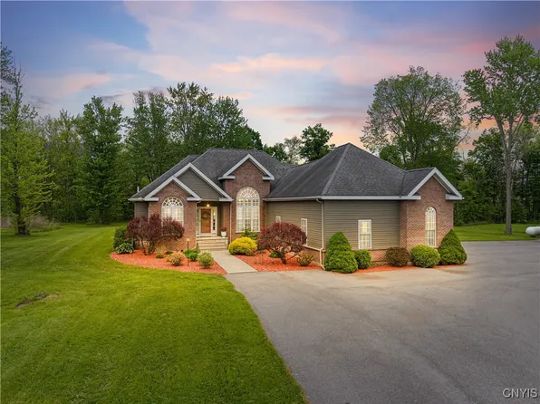 1210 Lake Rd, Oneida, NY 13421