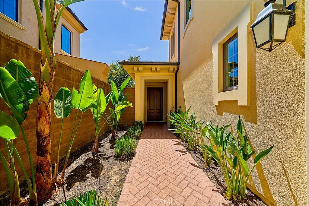 4 bed, 2059 sqft, $6,000 — Photo 3