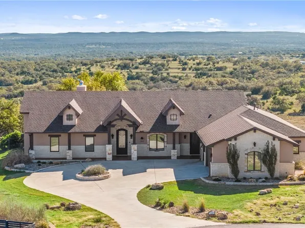 322 Cypress View Dr, Johnson City, TX 78636