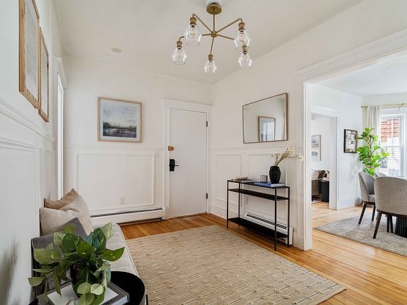 2nd image of 7 Farragut Ave #1