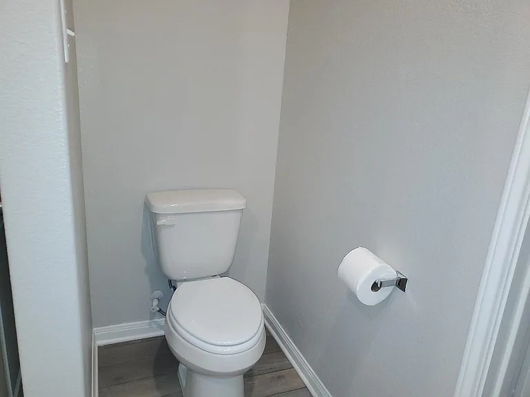 136 Constitution St — Photo 15
